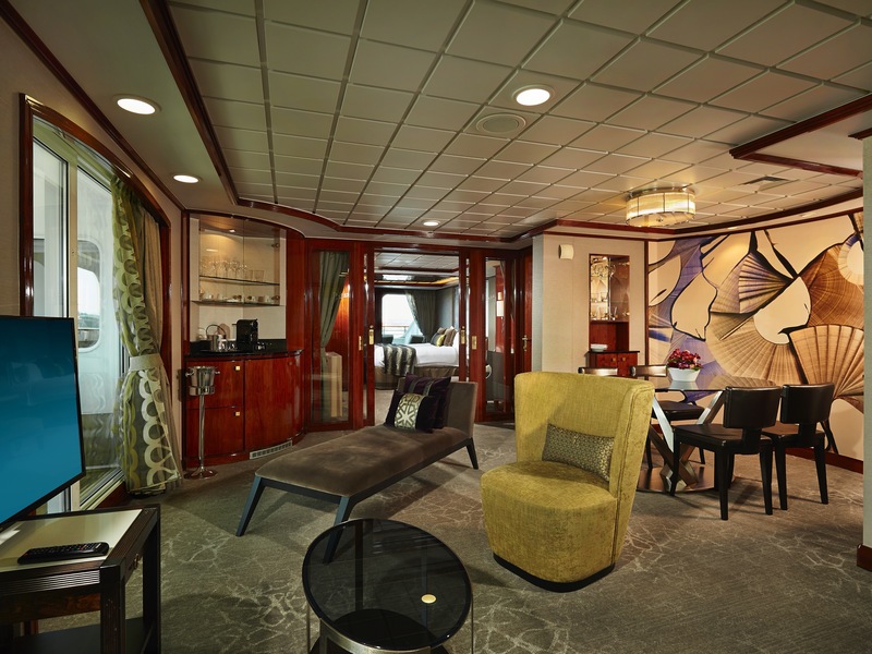 Deluxe Owner's Suite with Two Balconies